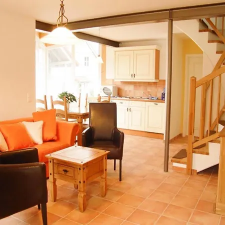 Reihenhaus Im Hasseroeder Ferienpark, *